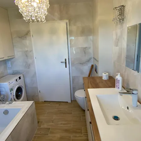 Dom Luksusowa Z Ogrodem * Michałki